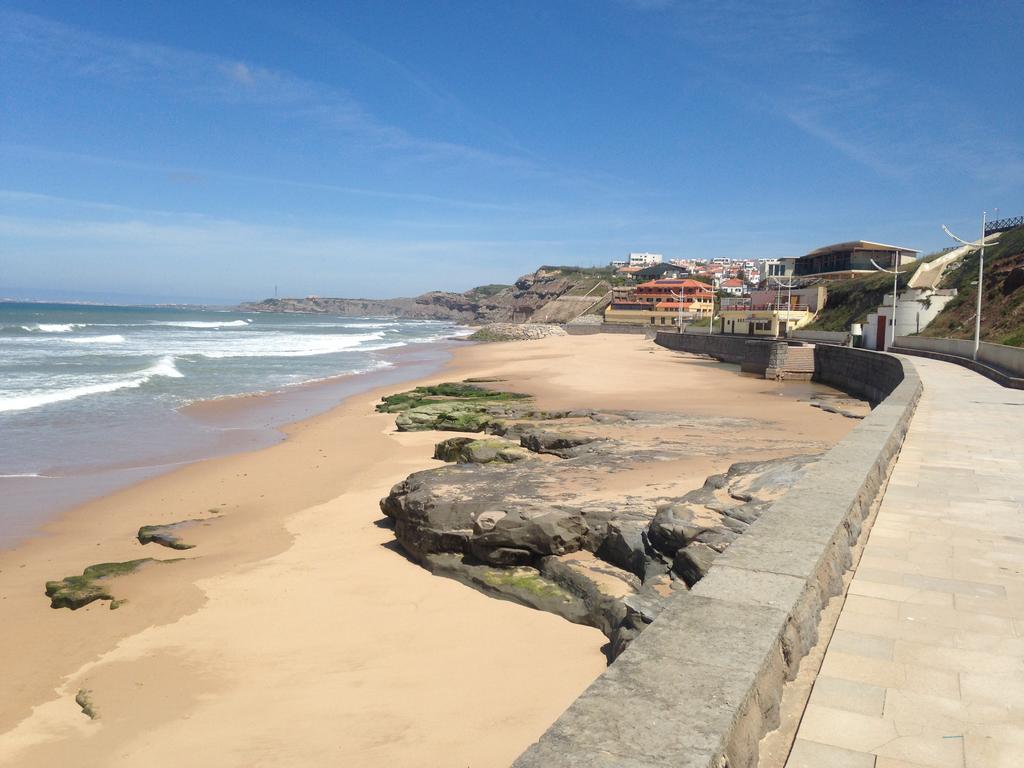 Native Surfhouse Hostel Praia da Lourinhã Екстериор снимка