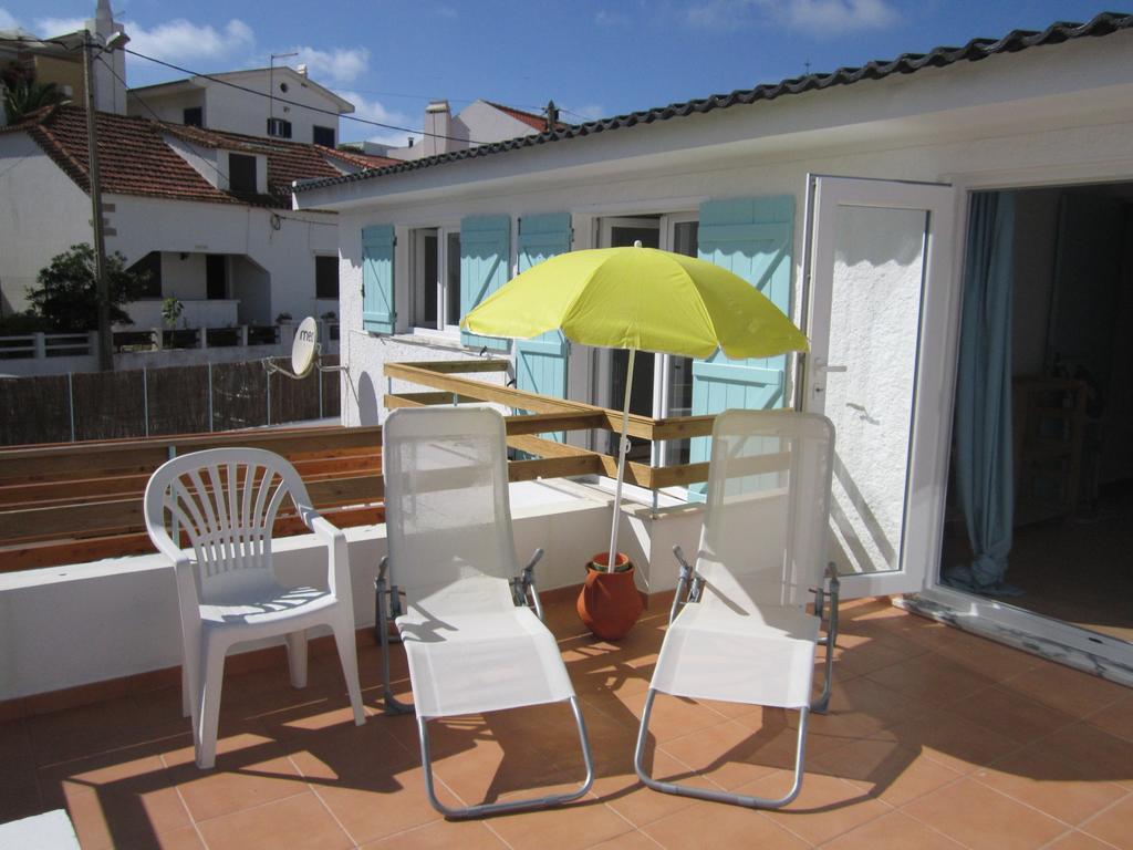 Native Surfhouse Hostel Praia da Lourinhã Екстериор снимка