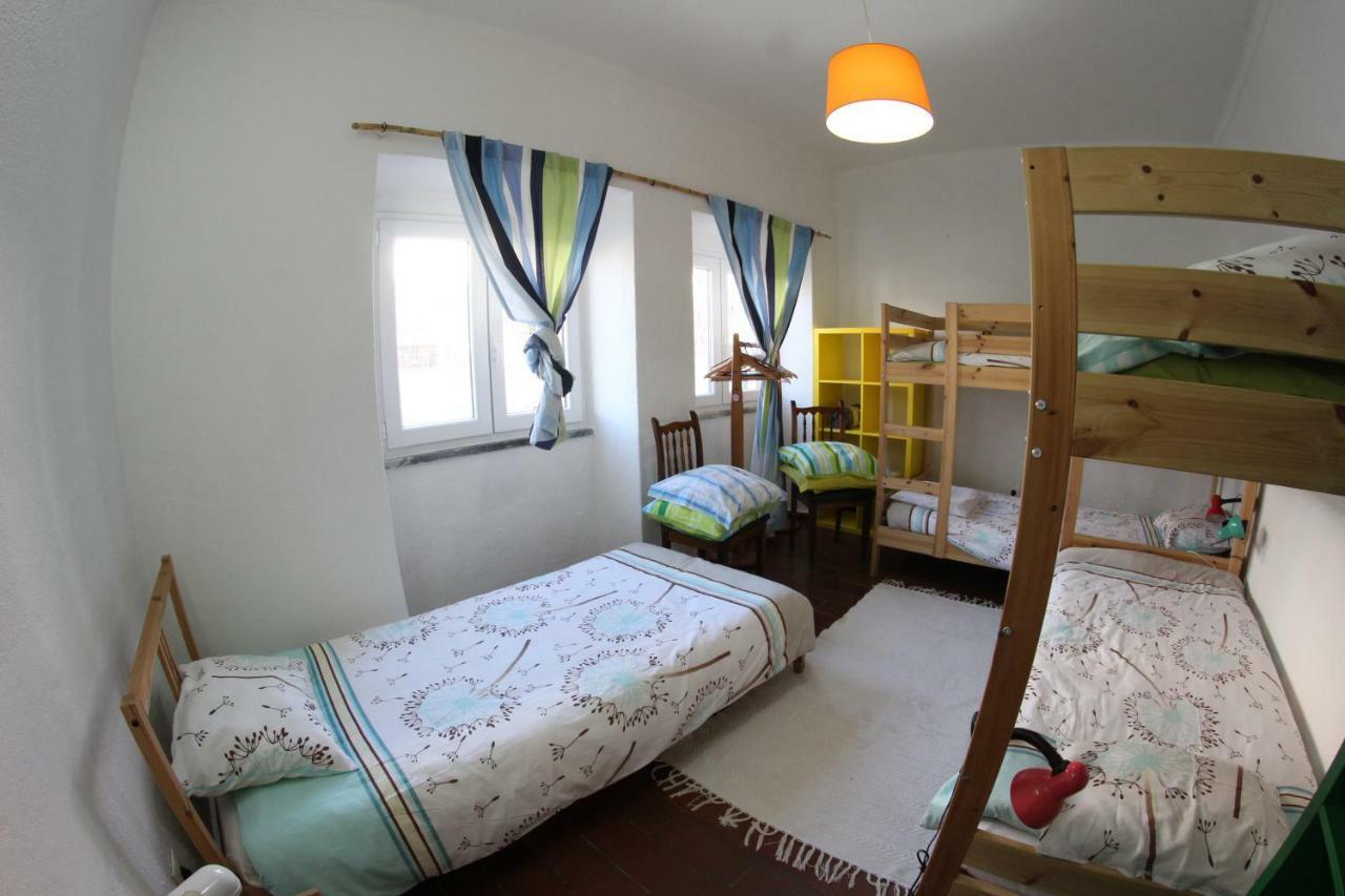 Native Surfhouse Hostel Praia da Lourinhã Екстериор снимка